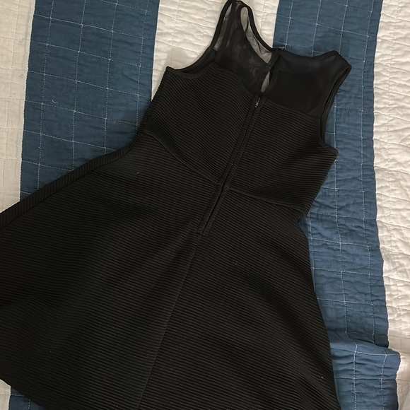 Girls size 8 black fit and flare dress - Picture 4 of 5